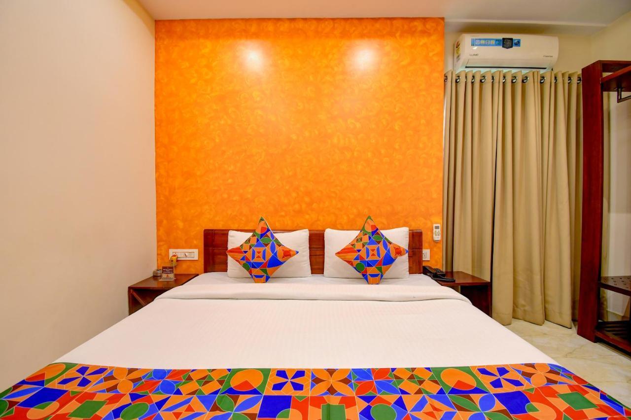 Fabhotel Prime Grand Palace Siliguri Exteriör bild