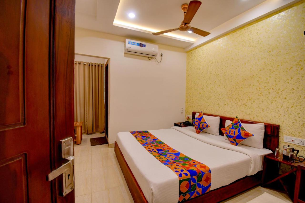 Fabhotel Prime Grand Palace Siliguri Exteriör bild