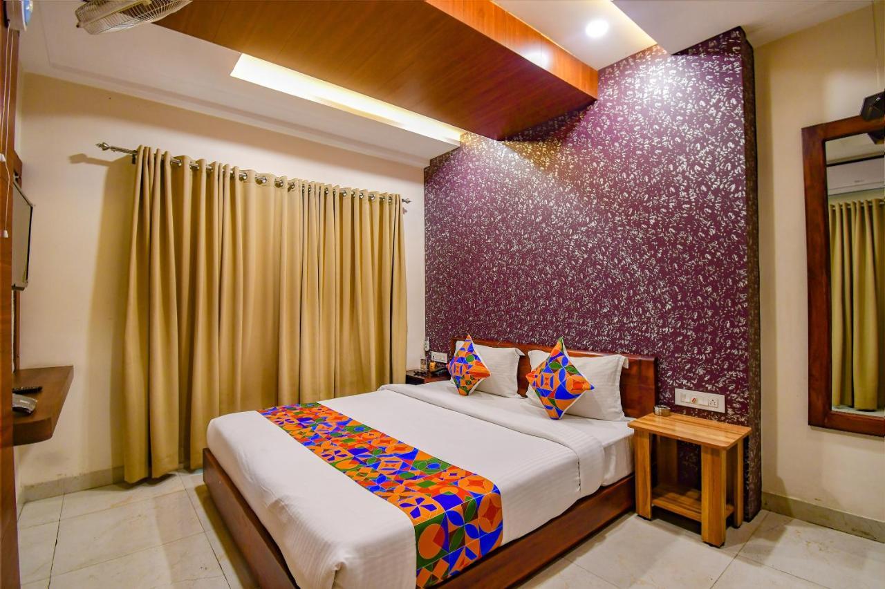 Fabhotel Prime Grand Palace Siliguri Exteriör bild